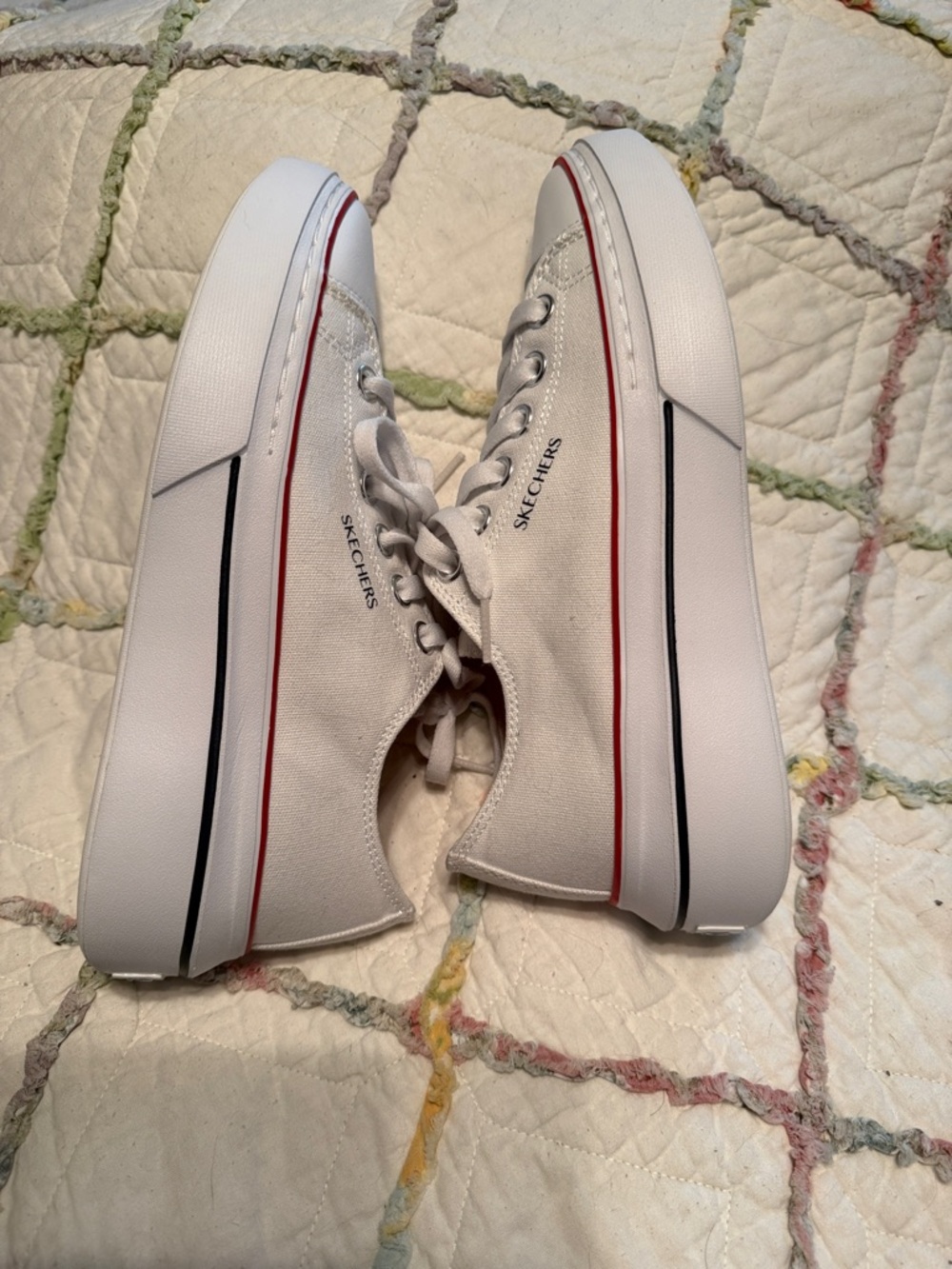 Skechers Women's White Low-Top Sneakers with Red Details - Picture 3 of 7